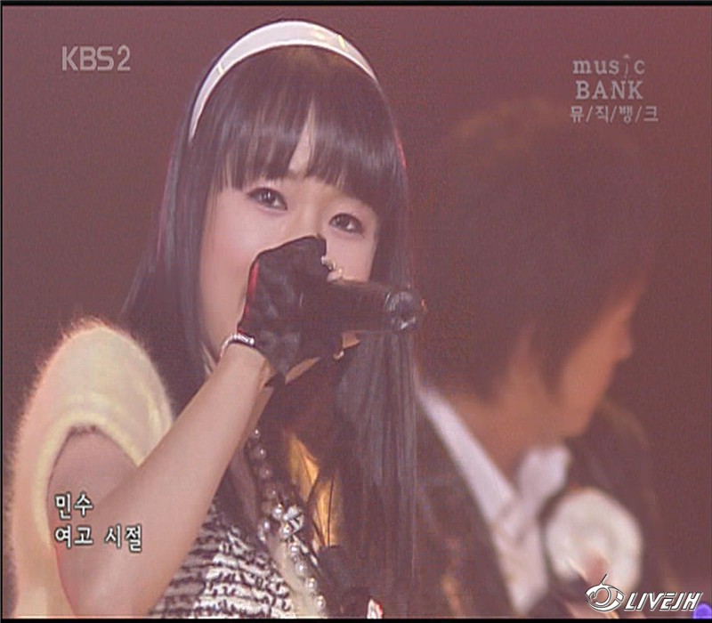 ���,�Ұ���.KBS.Music Bank.061119 (1).jpg