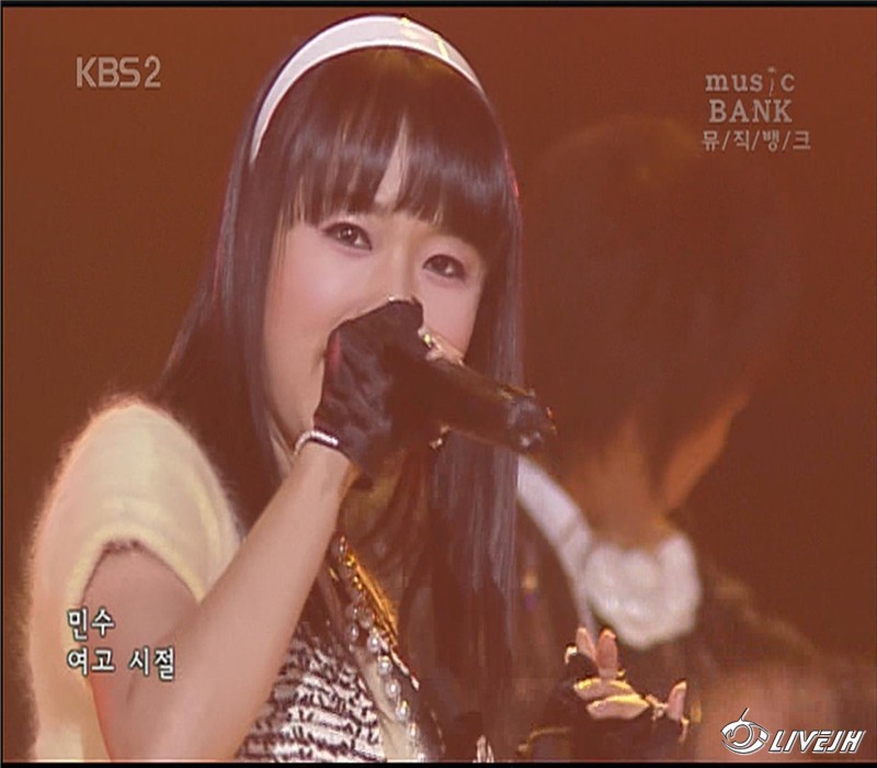 ���,�Ұ���.KBS.Music Bank.061119 (7).jpg