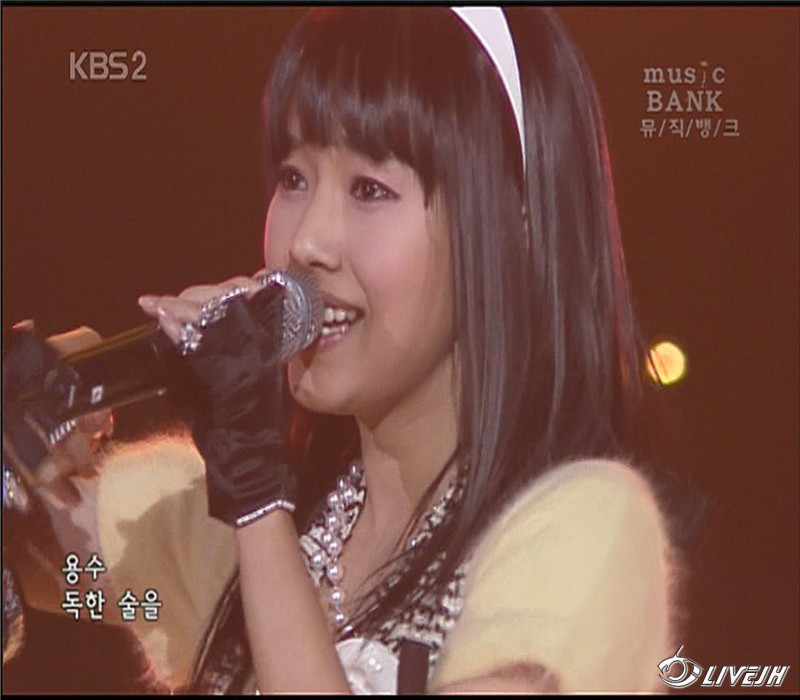 ���,�Ұ���.KBS.Music Bank.061119 (9).jpg