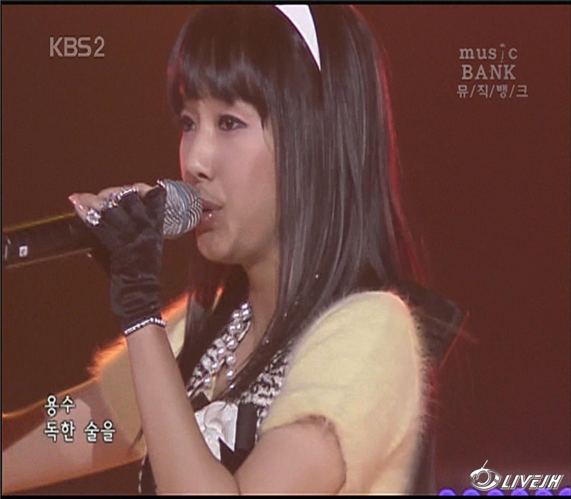 ���,�Ұ���.KBS.Music Bank.061119 (10).jpg