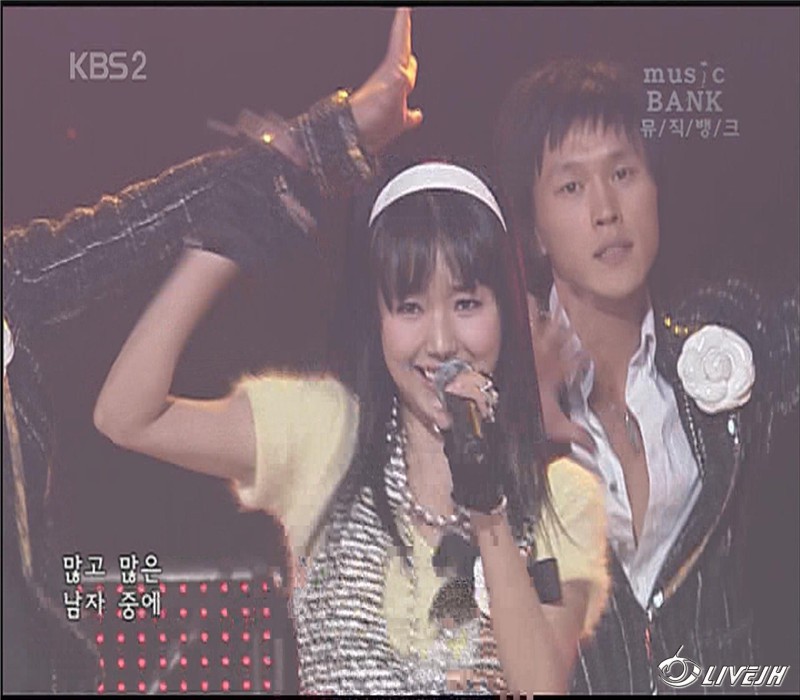 ���,�Ұ���.KBS.Music Bank.061119 (12).jpg