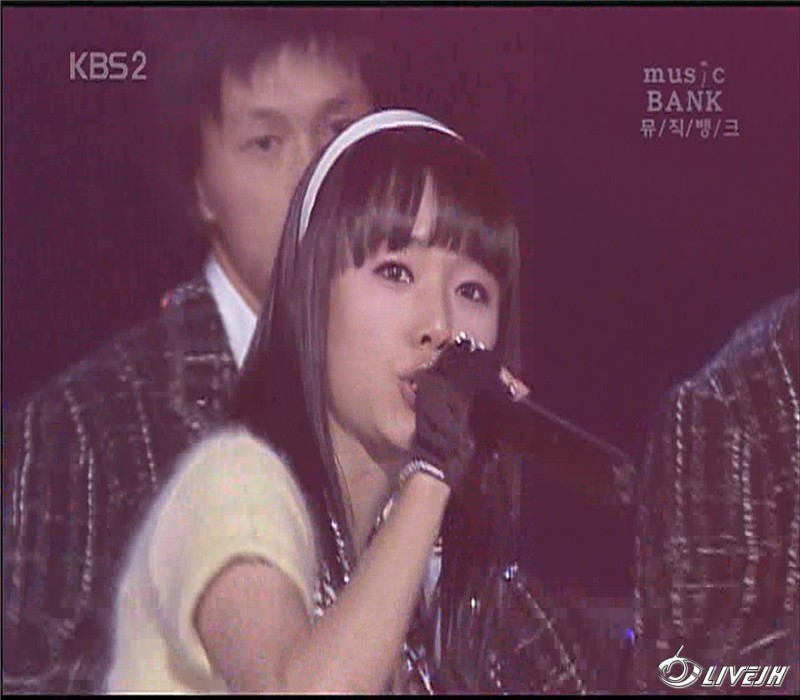 ���,�Ұ���.KBS.Music Bank.061119 (25).jpg