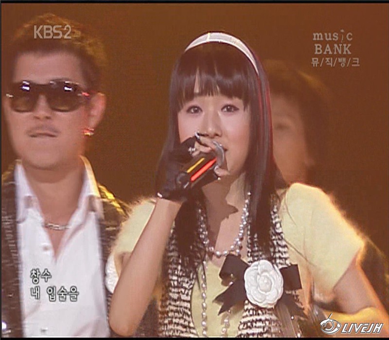 ���,�Ұ���.KBS.Music Bank.061119 (27).jpg