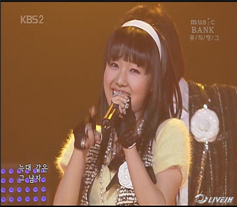 ���,�Ұ���.KBS.Music Bank.061119 (28).jpg