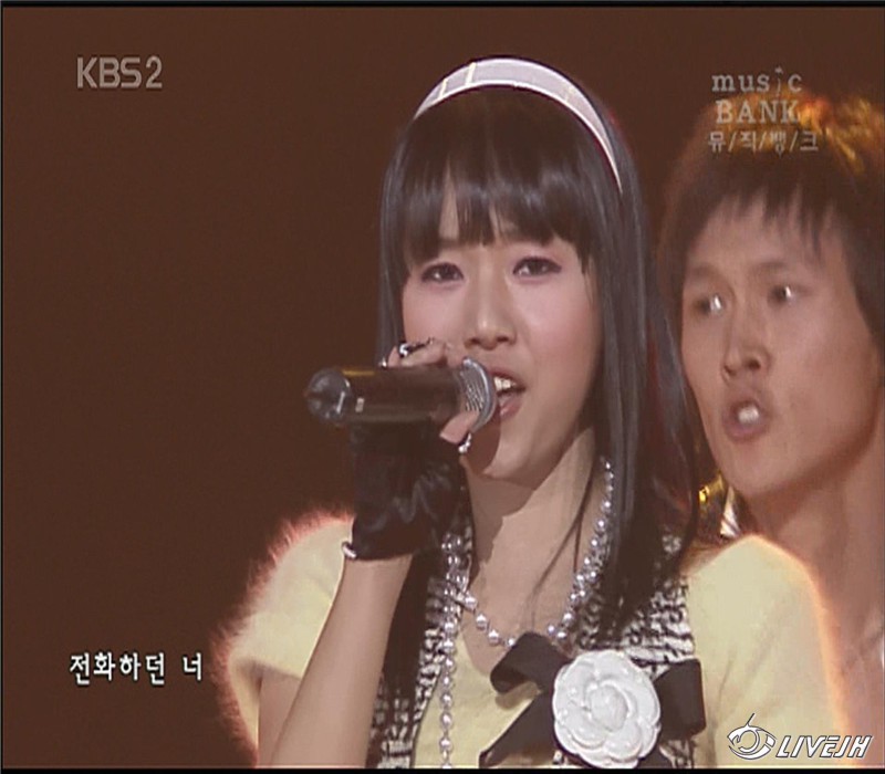 ���,�Ұ���.KBS.Music Bank.061119 (38).jpg
