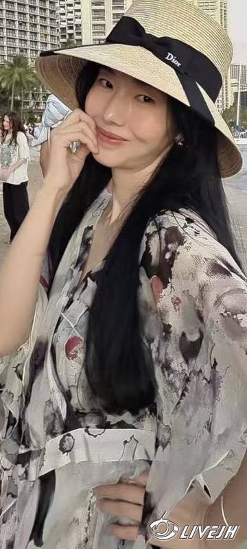 191044ys1umy2cd3tch2k1.jpg