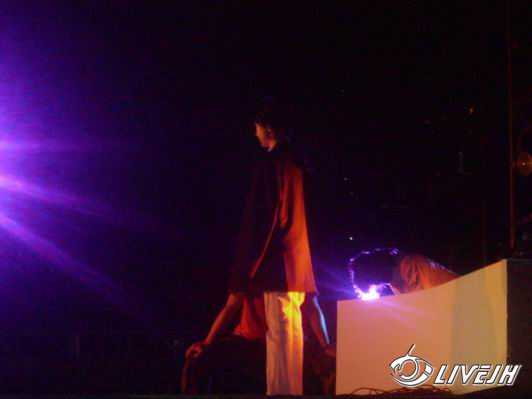 ���ϲ���ǰ`���վ��̨��