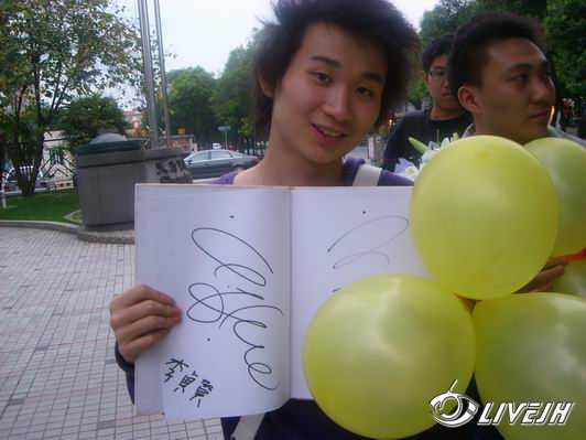 ������С SL701385.JPG