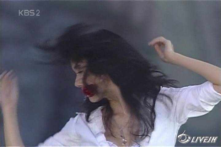 ����ѧ-KBS2  Music Bank(2004.07.30).mpg0063.jpg