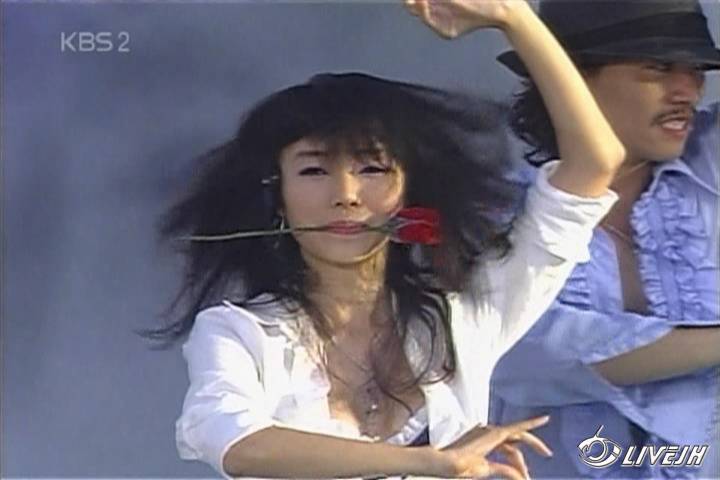 ����ѧ-KBS2  Music Bank(2004.07.30).mpg0094.jpg