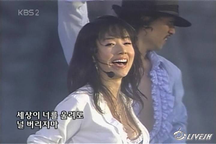 ����ѧ-KBS2  Music Bank(2004.07.30).mpg0244.jpg