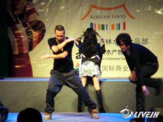 20081109_472adb5d1b100e8b88a0qfmdf4b41JZo.jpg